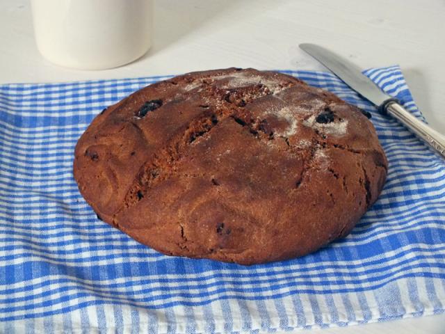 homemade wholegrain walnut bread